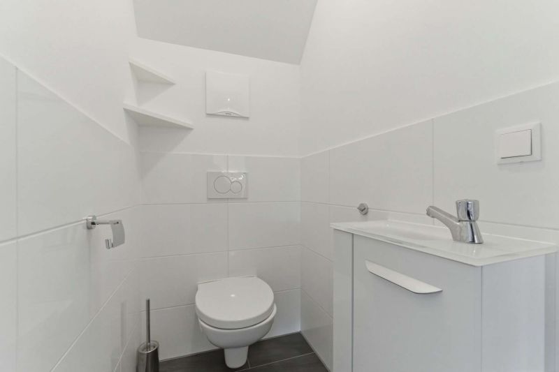 Dachgeschosswohnung mit hochwertigen Ma�m�beln, Terrasse, Klimaanlage & Stellplatz nahe Alten Donau /  / 1220&nbsp;Wien / Bild 12