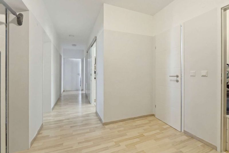 Sonnige 4-Zimmer-Wohnung mit Balkon und Garage nahe Bahnhof Himberg /  / 2325&nbsp;Himberg bei Wien / Bild 7