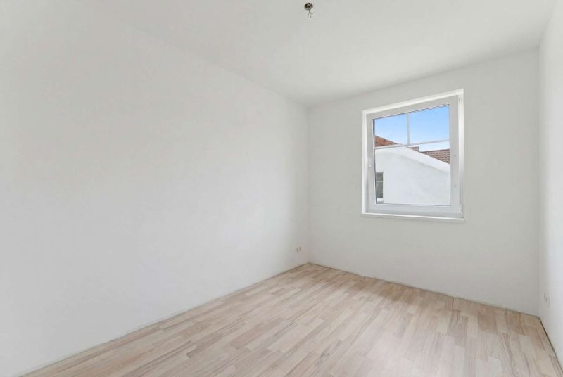 Sonnige 4-Zimmer-Wohnung mit Balkon und Garage nahe Bahnhof Himberg /  / 2325&nbsp;Himberg bei Wien / Bild 1