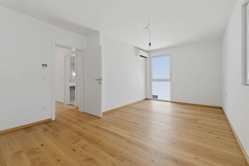 Neubau-Doppelhaush�lfte bei der Alten Donau - Schl�sselfertig mit Garten, Keller und PV-Anlage /  / 1220&nbsp;Wien / Bild 17