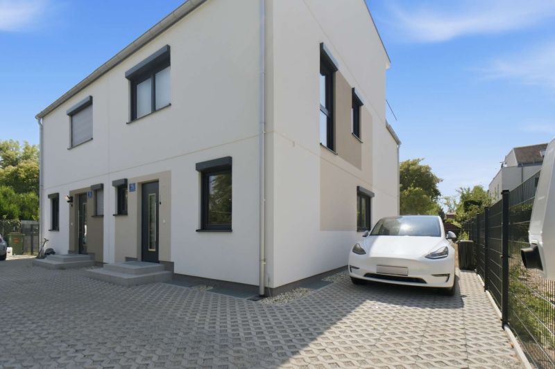 Neubau-Doppelhaush�lfte bei der Alten Donau - Schl�sselfertig mit Garten, Keller und PV-Anlage /  / 1220&nbsp;Wien / Bild 13