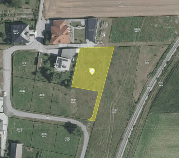 Gro�z�giges Baugrundst�ck mit eigener Zufahrt ? 1.175 m� und bis zu zwei Wohneinheiten /  / 2111&nbsp;Harmannsdorf / Bild 3