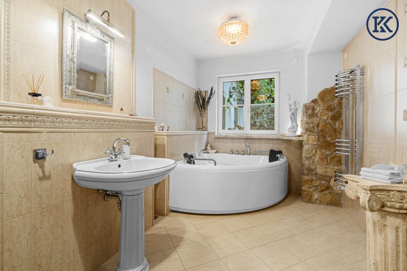 Ihr Zuhause der Ruhe ? mit traumhafter Natur und gleichzeitig toller, schneller Anbindung. /  / 2123&nbsp;Hautzendorf / Bild 9