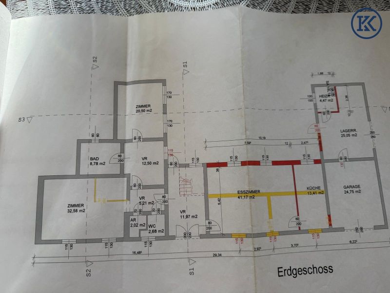 ?Gro�z�giges Haus mit 10 Zimmern, ideal auch f�r zwei Familien geeignet.?