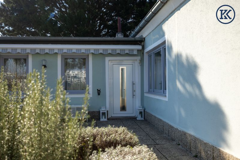 Charmantes Bungalow mit Pool, groes Potenzial /  / 1220 Wien, Donaustadt / Wien 22., D / Bild 8