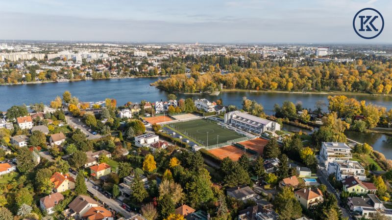 Sommer-Deal nahe UNO & Alter Donau: DG-Wohnung mit 2 Terrassen & Küche ? nur für kurze Zeit!