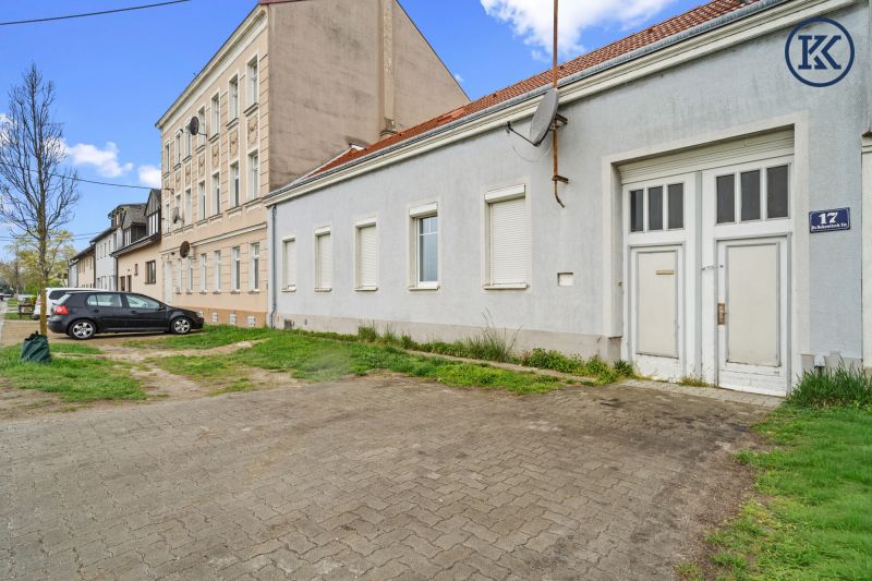 Attraktive Liegenschaft mit Bestandshaus und Entwicklungspotenzial im 21. Bezirk /  / 1210&nbsp;Wien / Bild 1