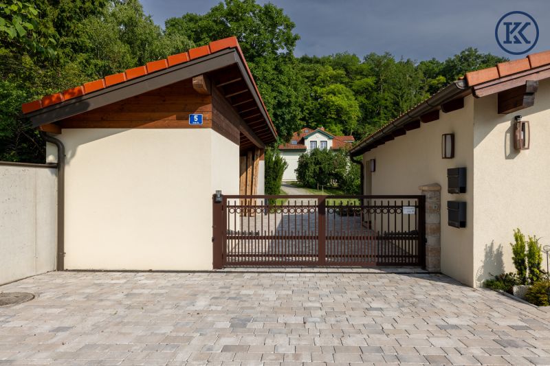 Ihr Zuhause der Ruhe ? mit traumhafter Natur und gleichzeitig toller, schneller Anbindung. /  / 2123 Hautzendorf / Bild 4