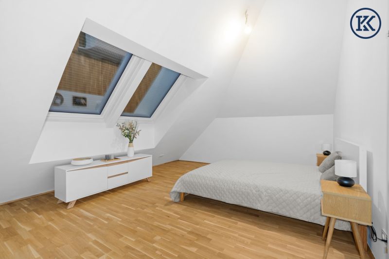 Ein Nest zum Verlieben ? Wunderschne 3-Zimmer-Dachgeschosswohnung mit sonniger Terrasse nahe U1 Kagraner Platz /  / 1220 Wien, Donaustadt / Bild 6