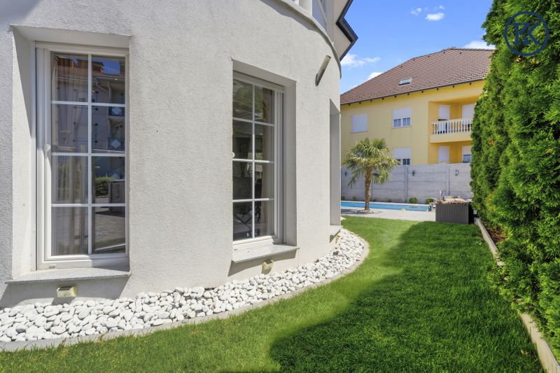 Auf der Suche nach einem besonderen Zuhause? Unglaubliche Villa mit 5 Zimmern und Pool /  / 2230&nbsp;G�nserndorf / Bild 1