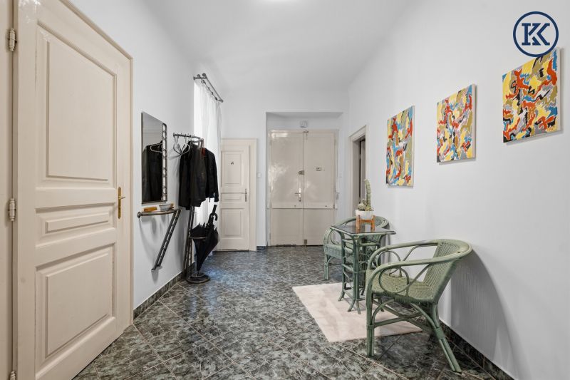 Elegante Altbauwohnung mit Geschichte im Herzen des 8. Bezirks /  / 1080&nbsp;Wien / Bild 3