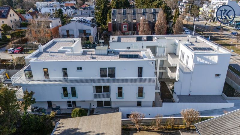 Luftiges Dachgeschoss-Refugium: Atemberaubende 2-Zimmer-Wohnung mit beeindruckender Freifl�che /  / 1220&nbsp;Wien, Donaustadt / Bild 1