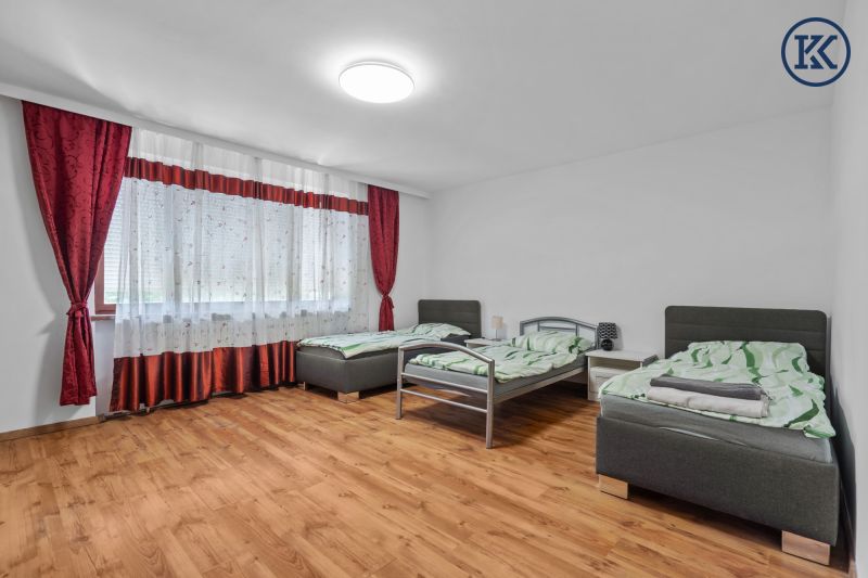 Lebendiges Unternehmen mit monatlichen Einnahmen von 10-12.000? /  / 2286 Haringsee / Bild 6