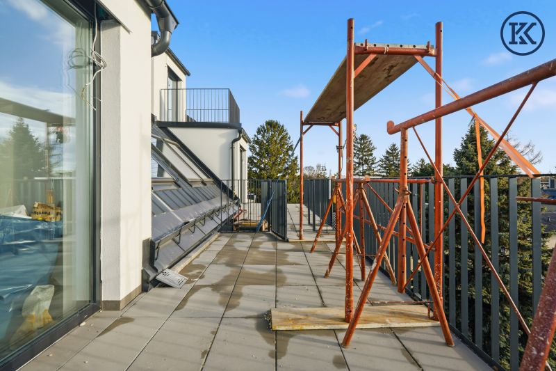 Einzigartig: 2-Zimmer-DG-Wohnung mit riesiger 16 m² Sonnenterrasse ? Freiluft-Wohnzimmer! / / 1220 Wien, Donaustadt / Bild 3