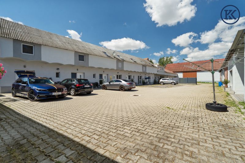 Lebendiges Unternehmen mit monatlichen Einnahmen von 10-12.000?