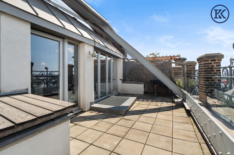 Traumhafte 3-Zimmer-Maisonette mit 3 Terrassen ber 2 Etagen (13./14. Stock) beim Gasometer