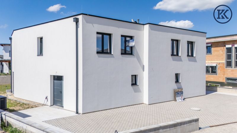 Zwei Doppelhaush�lften im belagsfertigen Zustand ? eine seltene Gelegenheit zu einem Top-Preis. /  / 2284&nbsp;Untersiebenbrunn / Bild 9