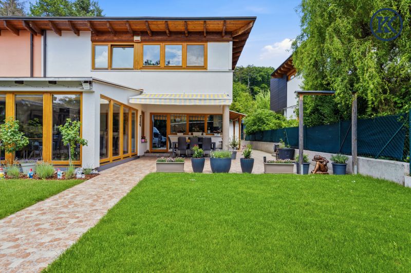 Raum f�r Familie. Natur vor der T�r. Wien um die Ecke.