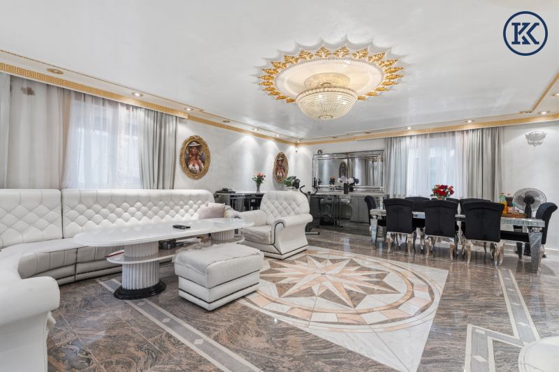Zwei H�user, ein Zuhause ? Villa mit Charakter in Aspern /  / 1220&nbsp;Wien / Bild 0