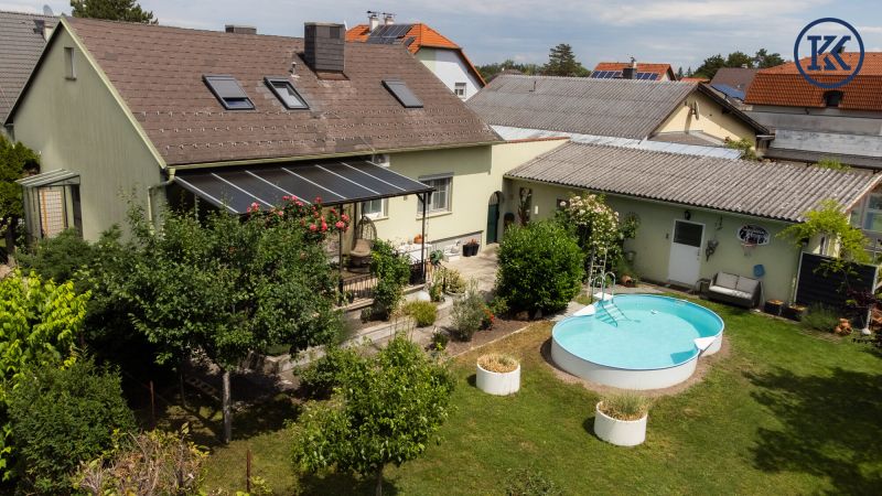 Saniertes Einfamilienhaus mit gro�em Garten in sehr guter Lage und ausgezeichneter Infrastruktur.