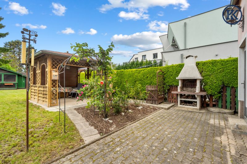 Top-gepflegtes Haus mit Garage, Nebengebude & Traumgarten im 22. Bezirk /  / 1220 Wien, Donaustadt / Bild 4