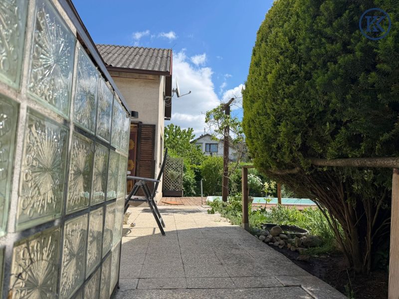Sanierungsbed�rftiges Einfamilienhaus mit 4 Zimmern und Garage in Strasshof /  / 2231&nbsp;Strasshof an der Nordbahn / Bild 2