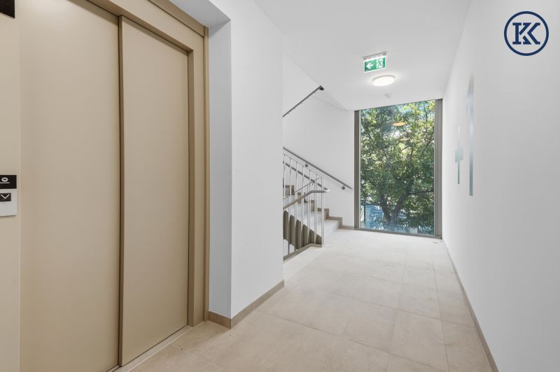 Alte Donau & Donauzentrum ums Eck: Provisionsfreie 2-Zimmer-Wohnung mit Balkon / / 1210 Wien, Floridsdorf / Wien 21., / Bild 2