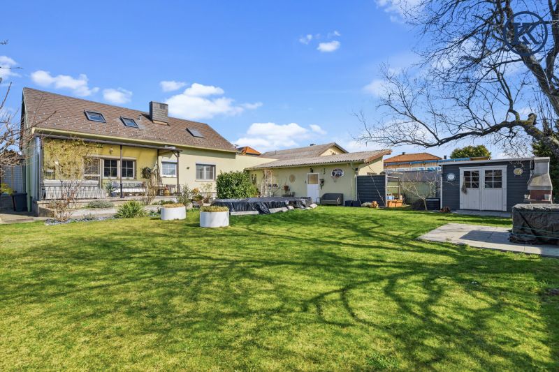 Charmantes Einfamilienhaus mit sonnigem Garten & viel Platz f�r die Familie