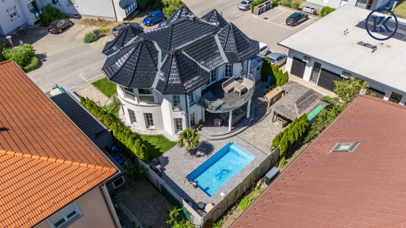 Villa mit 5 Zimmern - egal ob Bus & Bahn oder Auto, Sie kommen problemlos nach Wien