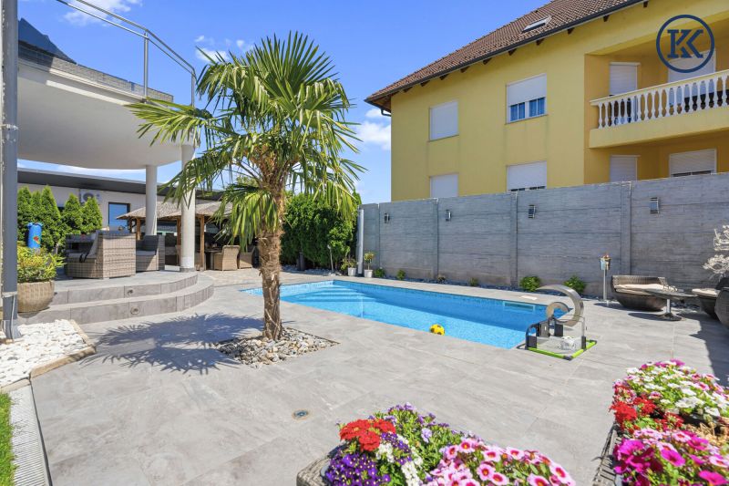 Auf der Suche nach einem besonderen Zuhause? Unglaubliche Villa mit 5 Zimmern und Pool /  / 2230&nbsp;G�nserndorf / Bild 2