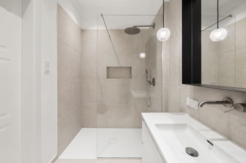 Sehr helle Eigentumswohnung mit Balkon im Erstbezug nach Sanierung /  / 1060 Wien, Mariahilf / Bild 8