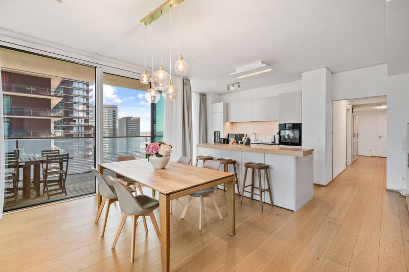 TRIIIPLE - Exklusive 4-Zimmerwohnung mit Weitblick im 21. Stockwerk /  / 1030&nbsp;Wien, Landstra�e / Bild 8
