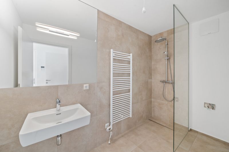 Sehr helle DG-Wohnung direkt bei der Alten Donau /  / 1220 Wien, Donaustadt / Bild 8