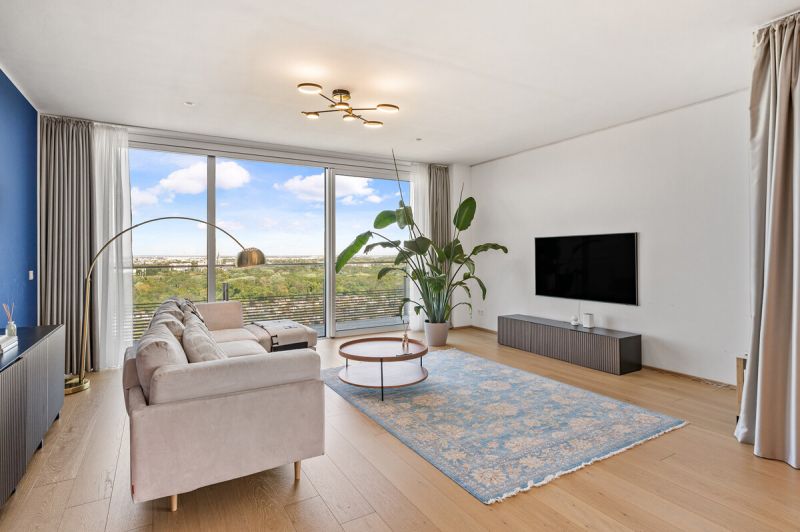 TRIIIPLE - Exklusive 4-Zimmerwohnung mit Weitblick im 21. Stockwerk /  / 1030&nbsp;Wien, Landstra�e / Bild 4
