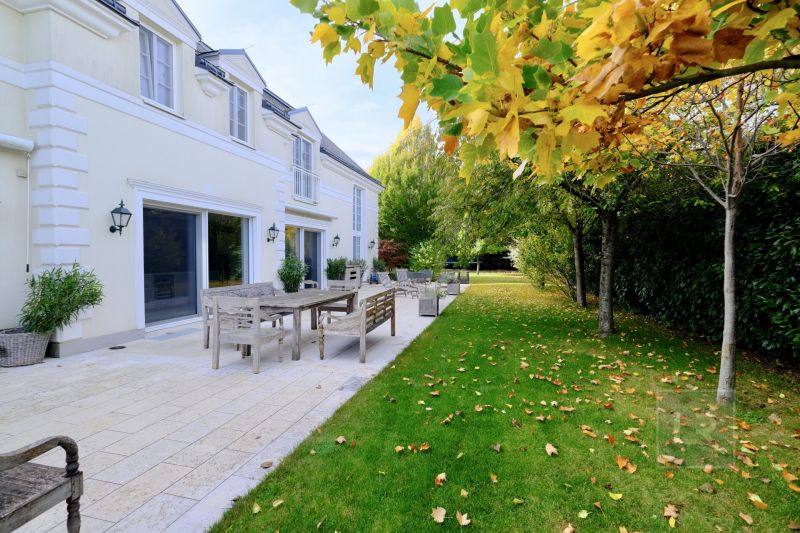 STILVOLL & MODERN - LUXUSVILLA auf parkhnlichem Grundstck - NHE WIEN! /  / 2522 Oberwaltersdorf / Bild 5