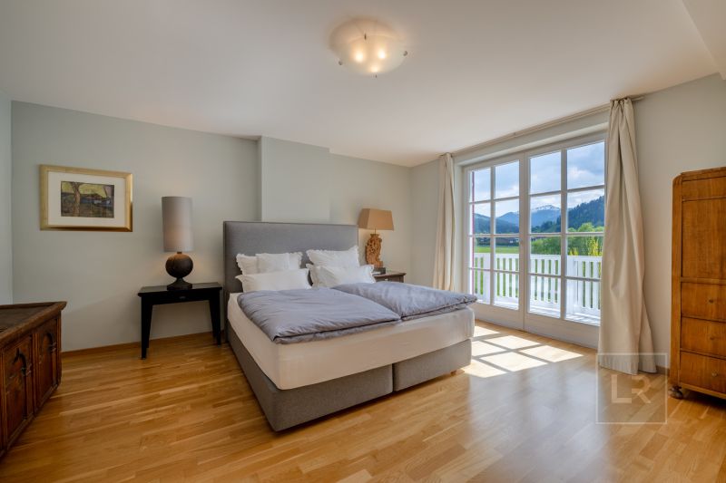 ELEGANTES LANDHAUS IN SONNIGER AUSSICHTSLAGE /  / 6370 Reith bei Kitzbhel / Bild 8