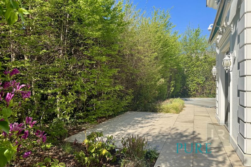 Attraktive Familienvilla mit Pool & schnem Wohnraumkonzept - Top Lage! /  / 2522 Oberwaltersdorf / Bild 4