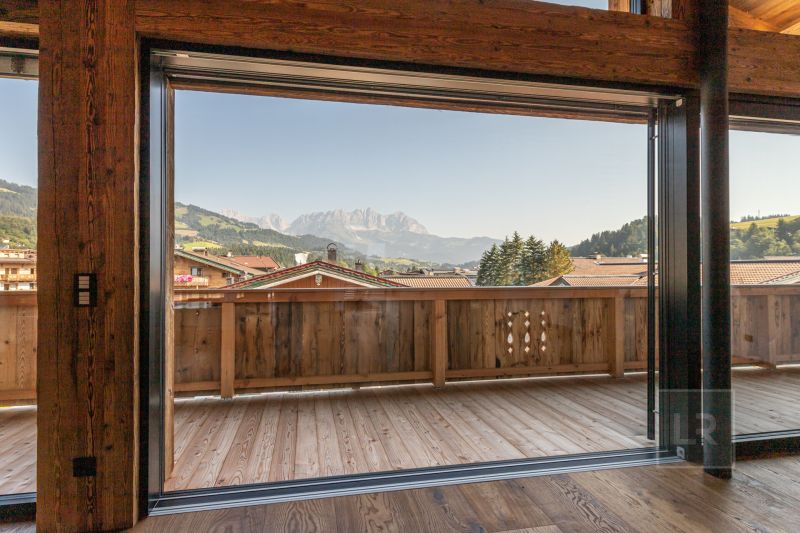 WOHNEN IM HERZEN VON REITH - PENTHOUSE MIT GROSSZGIGEN FREIFLCHEN UND PANORAMASAUNA /  / 6370 Reith bei Kitzbhel / Bild 2