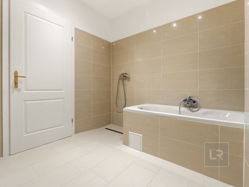 BESTE LAGE MAUER: Dachgeschosswohnung mit traumhaftem Dachgarten 77 m2 plus Terrasse auf Wohnebene /  / 1230&nbsp;Mauer / Bild 7