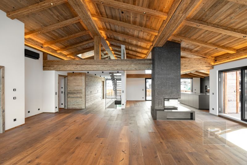 WOHNEN IM HERZEN VON REITH - PENTHOUSE MIT GROSSZGIGEN FREIFLCHEN UND PANORAMASAUNA /  / 6370 Reith bei Kitzbhel / Bild 3