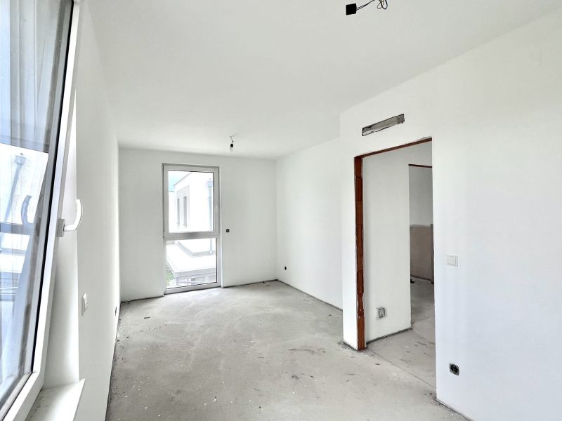 4 Zimmer  mit Keller, Garten und  2 Stellpltzen! /  / 2523 Tattendorf / Bild 8