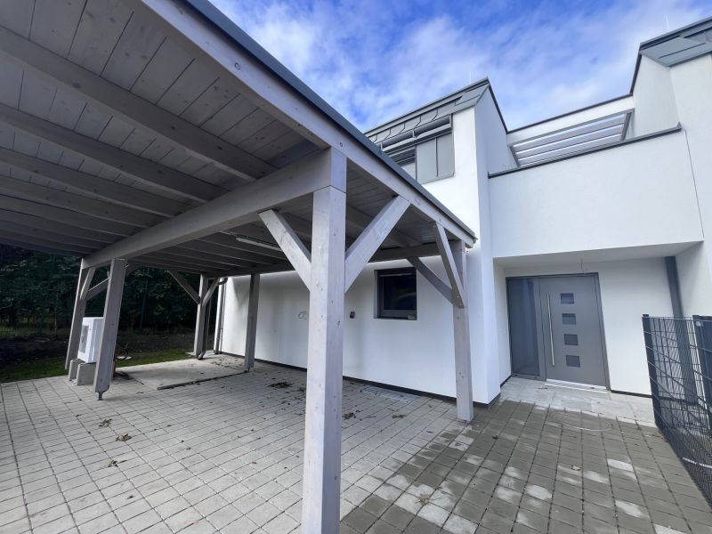 Traumhafte Doppelhaushlfte - Erstbezug mit 5 Zimmern, Garten, Wohnkeller und Stellpltzen! /  / 2353 Guntramsdorf / Bild 5