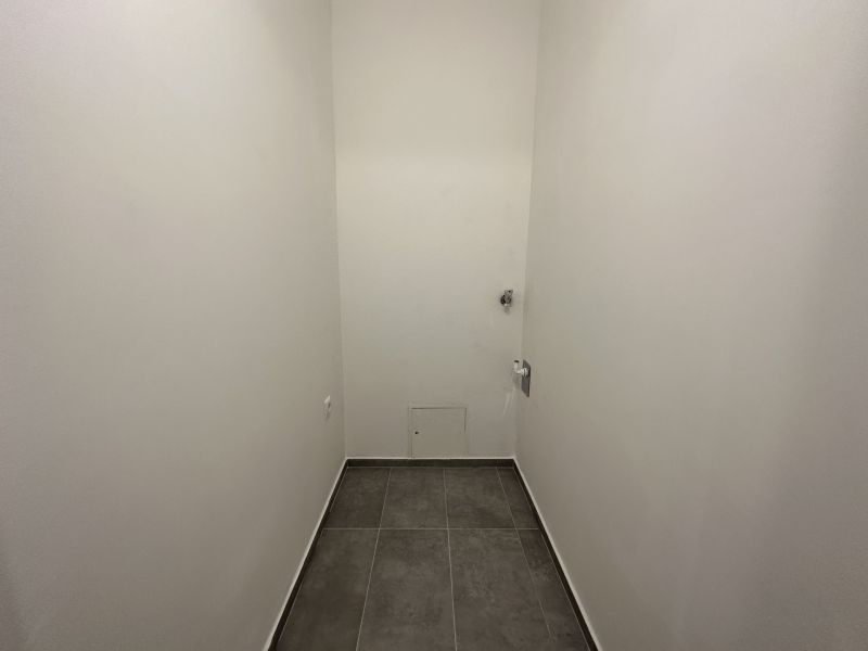Top-sanierte 4-Zimmer Wohnung mit Balkon /  / 2353 Guntramsdorf / Bild 8