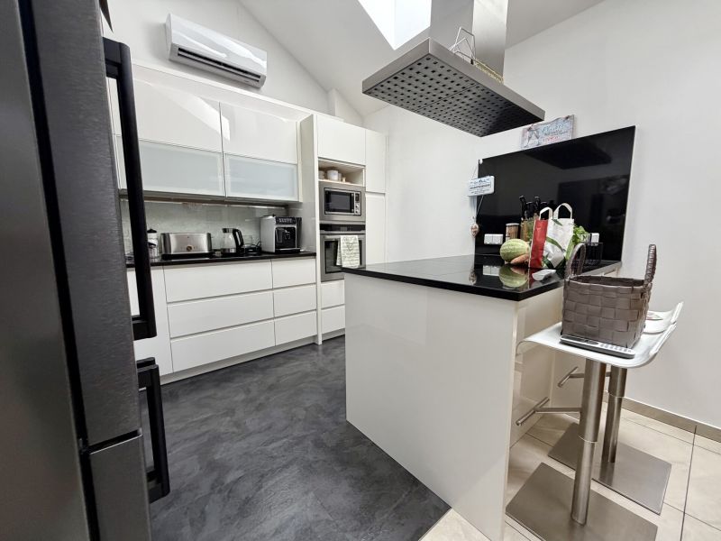 Traumhafte DG-Wohnung mit phantastischem Outdoor Spa Bereich! /  / 2511&nbsp;Pfaffst�tten / Bild 2