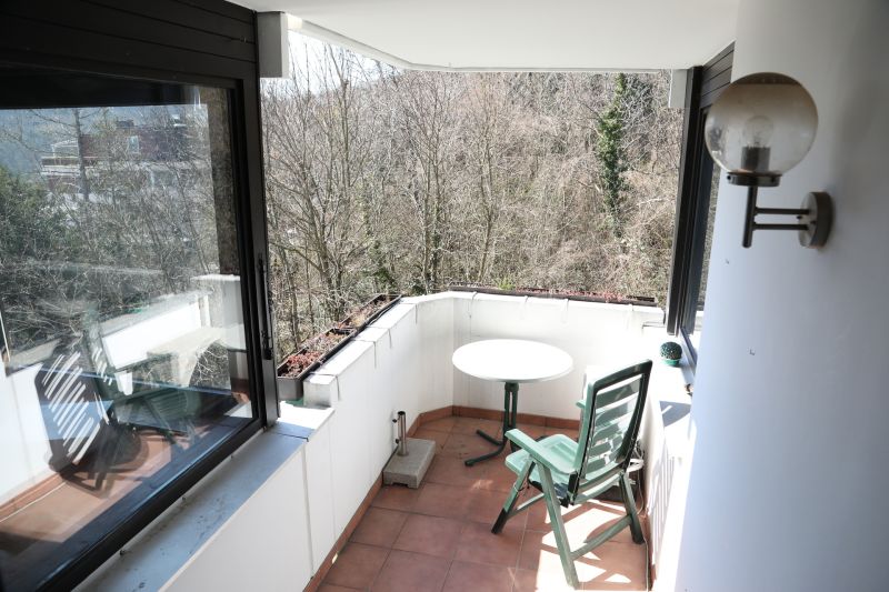 Grozgige Wohnung mit Loggia, Swimmingpool und Garagen in top Lage /  / 1180 Wien / Bild 3