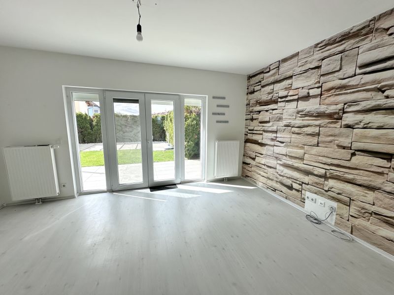 coming soon !!!!! /  / 2482&nbsp;M�nchendorf / Bild 9