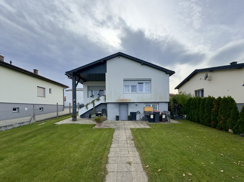 Einfamilienhaus in ruhiger Lage! /  / 2443 Stotzing / Bild 1