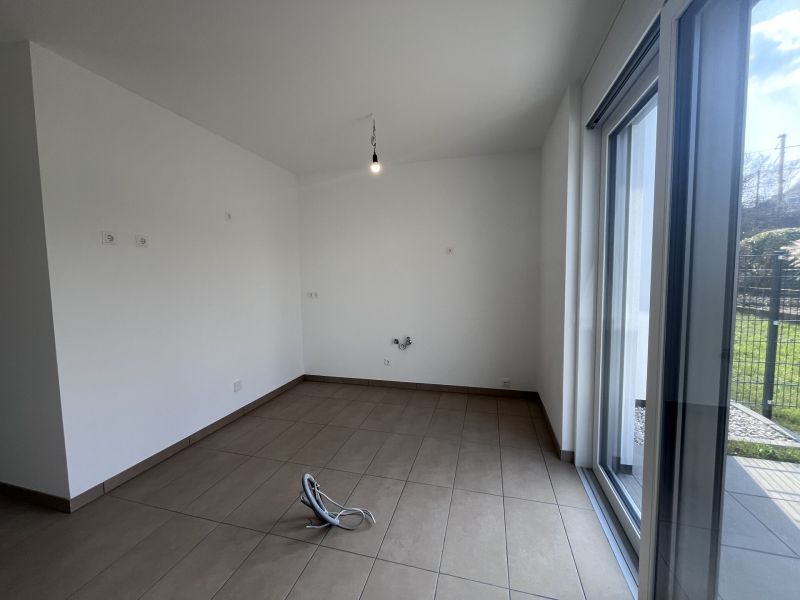 Erstbezug !! Traumhafte Doppelhaush�lfte , Wohnkeller  mit Garten und 2 Stellpl�tzen! /  / 2353&nbsp;Guntramsdorf / Bild 6