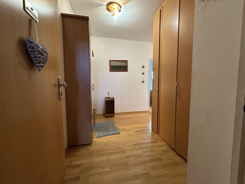 Tolle 3 Zimmer Wohnung mit Garagenplatz im 2.Stock ohne Lift /  / 2500&nbsp;Baden / Bild 1