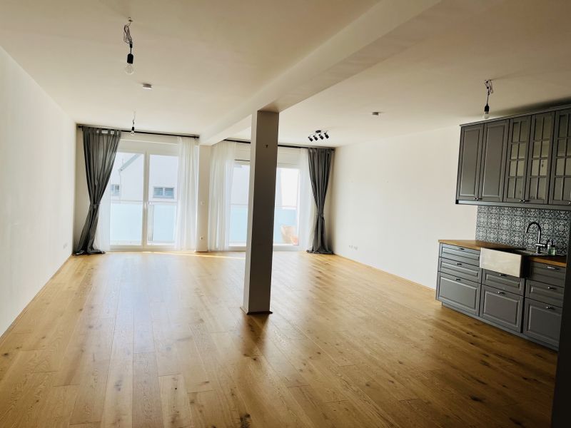 Grozgiges Wohnen mit 5 Zimmer auf 174 m2 auf einer EBENE! /  / 2352 Gumpoldskirchen / Bild 16